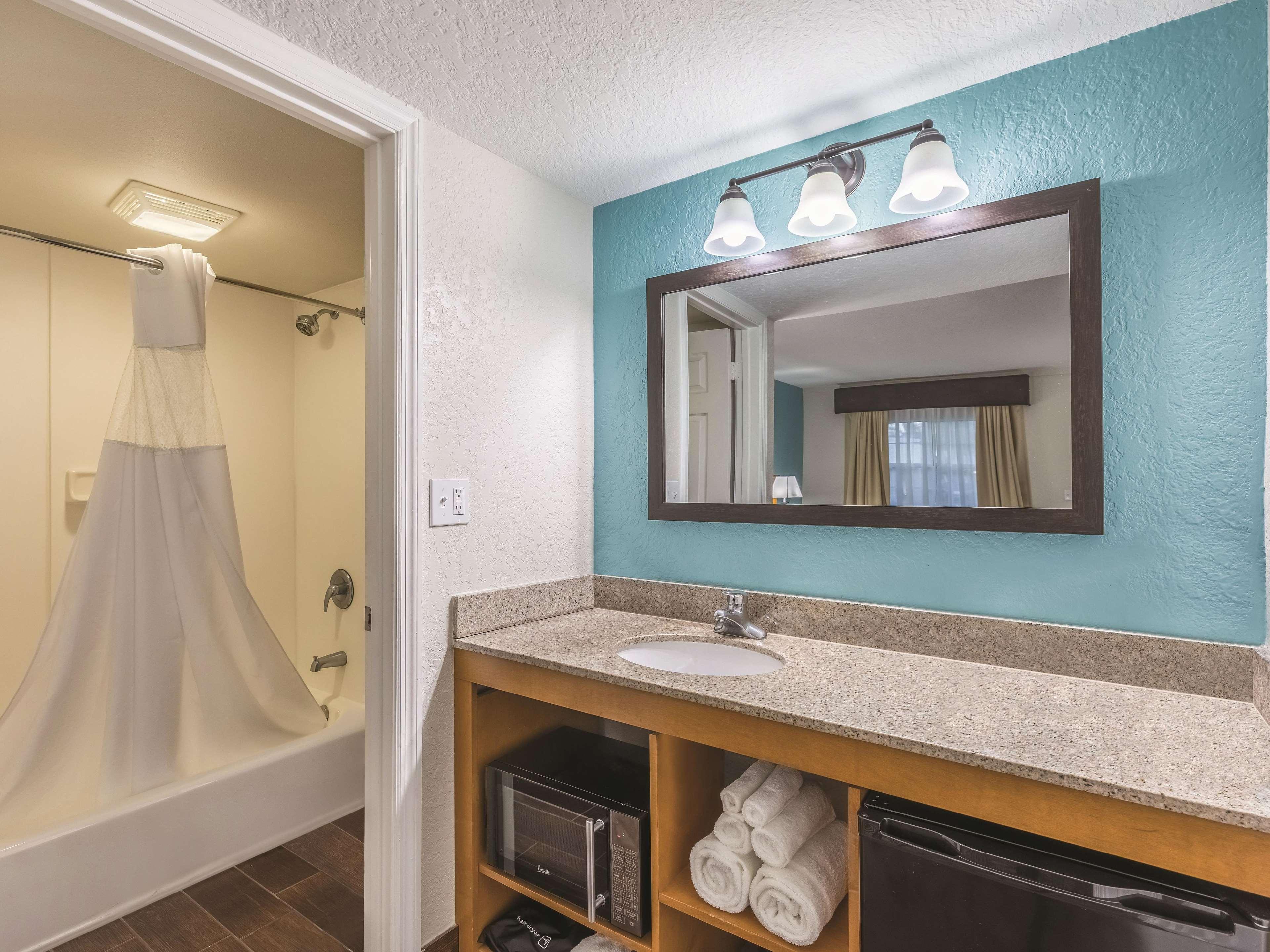La Quinta Inn By Wyndham Cocoa Beach-Port Canaveral Exteriör bild