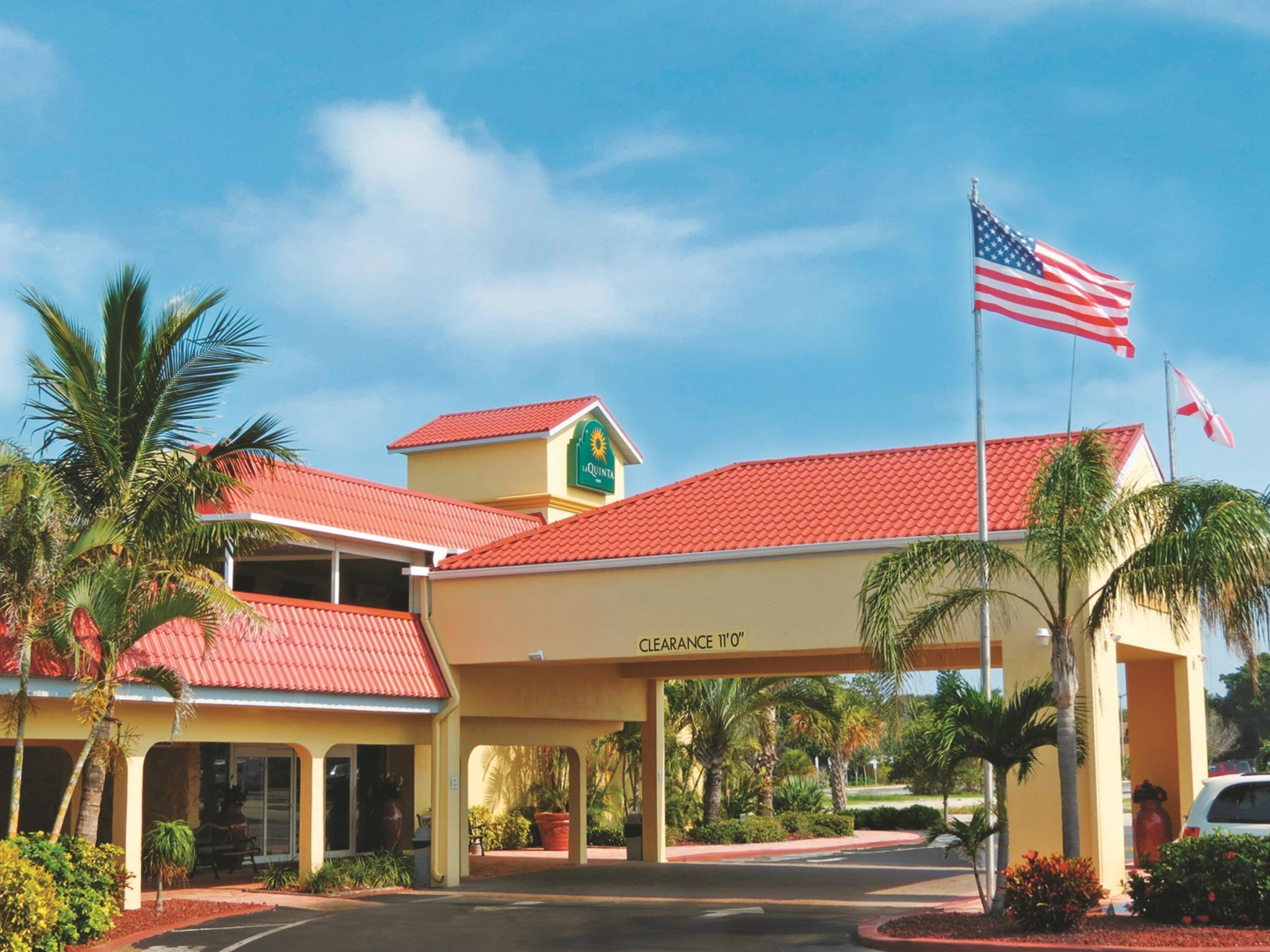 La Quinta Inn By Wyndham Cocoa Beach-Port Canaveral Exteriör bild