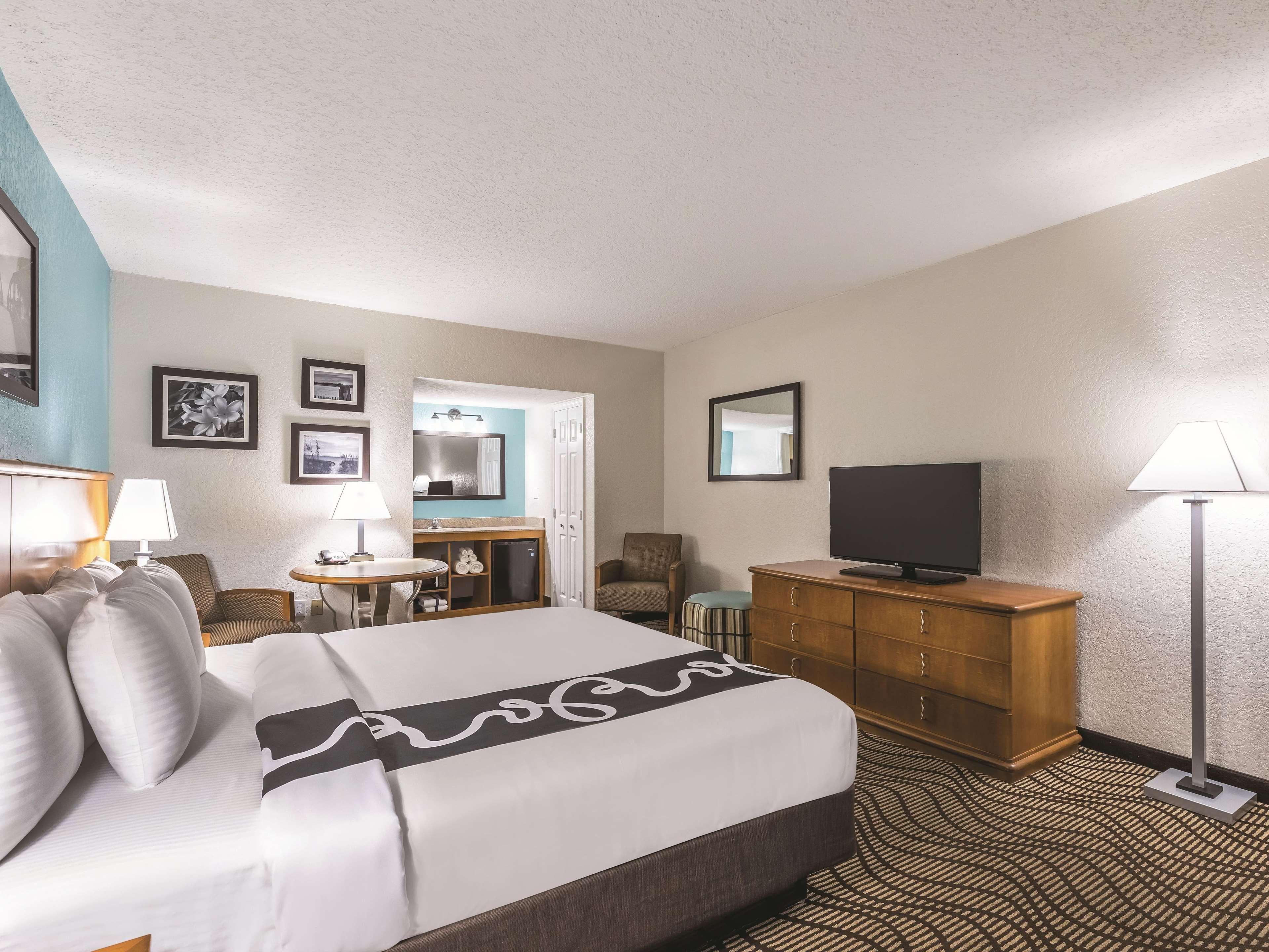 La Quinta Inn By Wyndham Cocoa Beach-Port Canaveral Exteriör bild