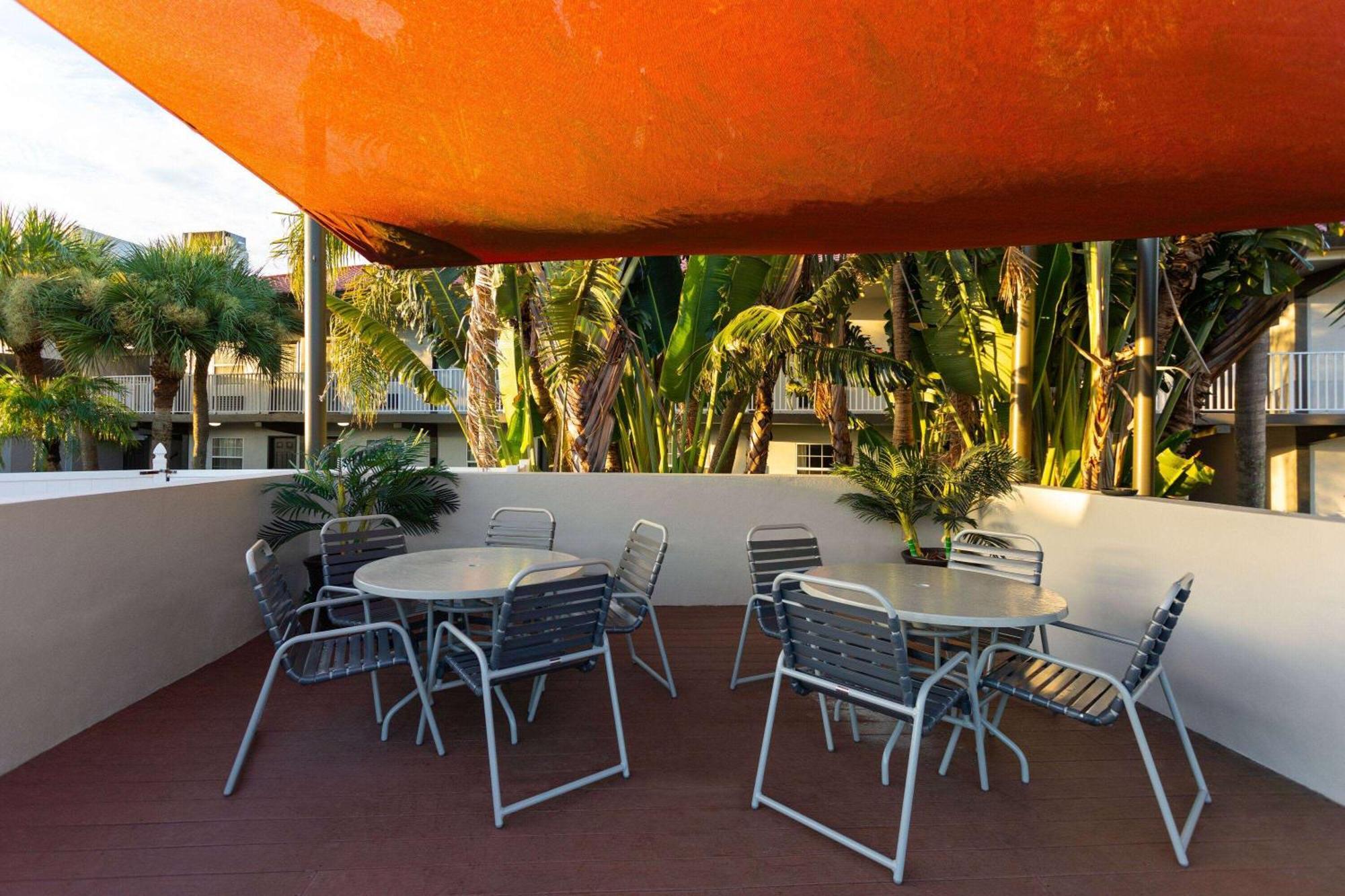 La Quinta Inn By Wyndham Cocoa Beach-Port Canaveral Exteriör bild