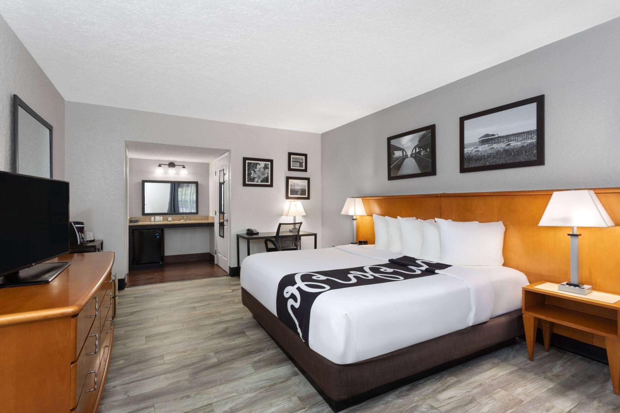 La Quinta Inn By Wyndham Cocoa Beach-Port Canaveral Exteriör bild