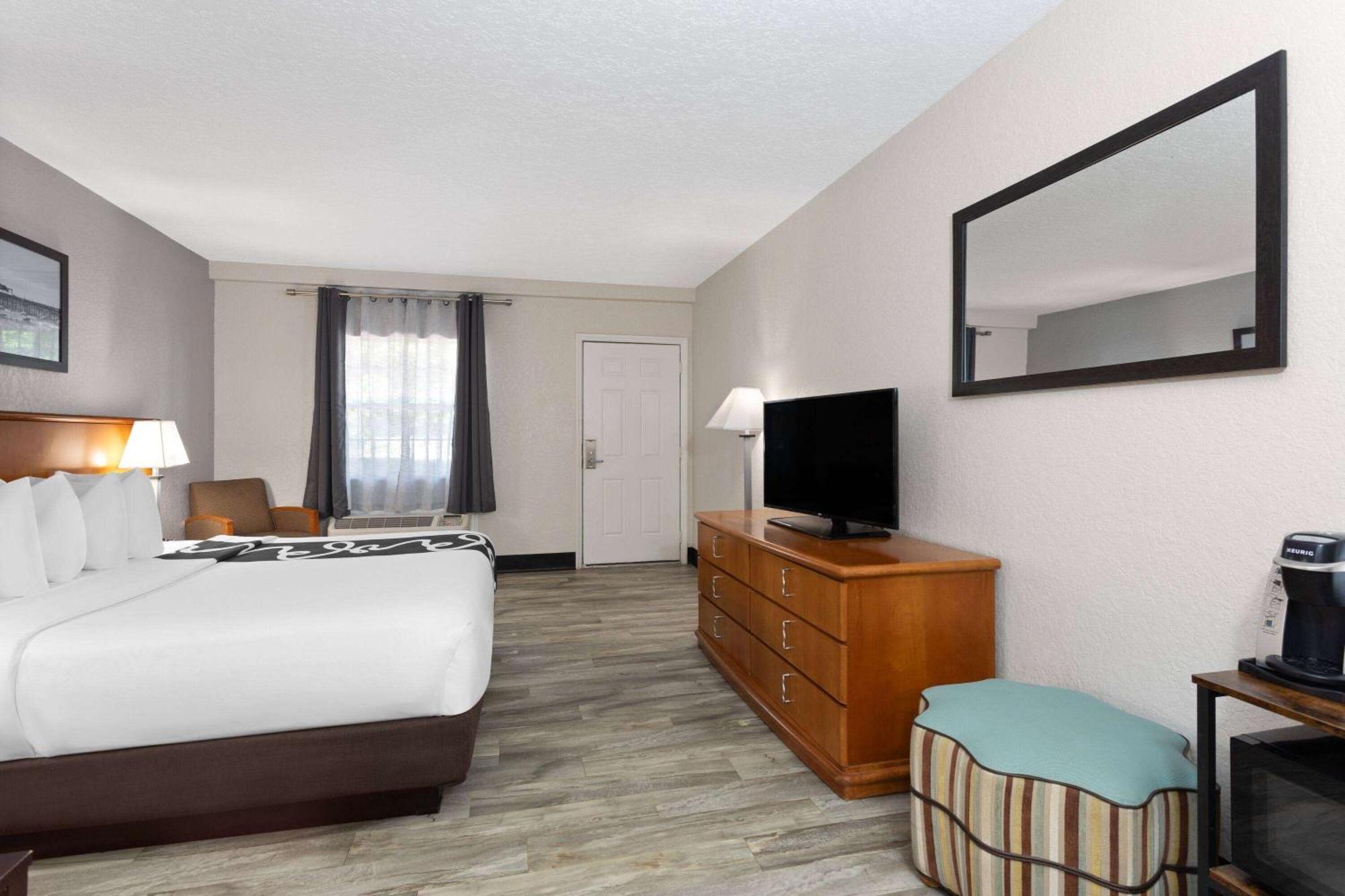 La Quinta Inn By Wyndham Cocoa Beach-Port Canaveral Exteriör bild