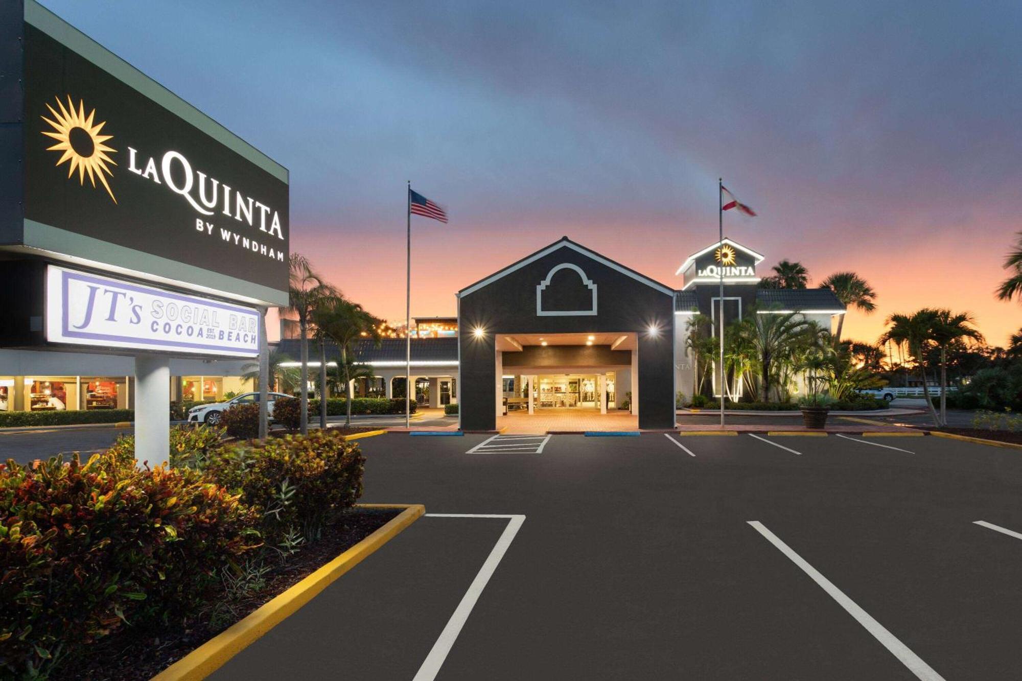 La Quinta Inn By Wyndham Cocoa Beach-Port Canaveral Exteriör bild